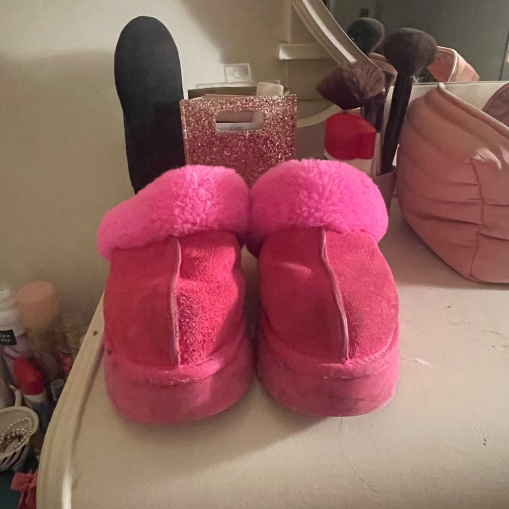Pink platform ugg slippers size 7